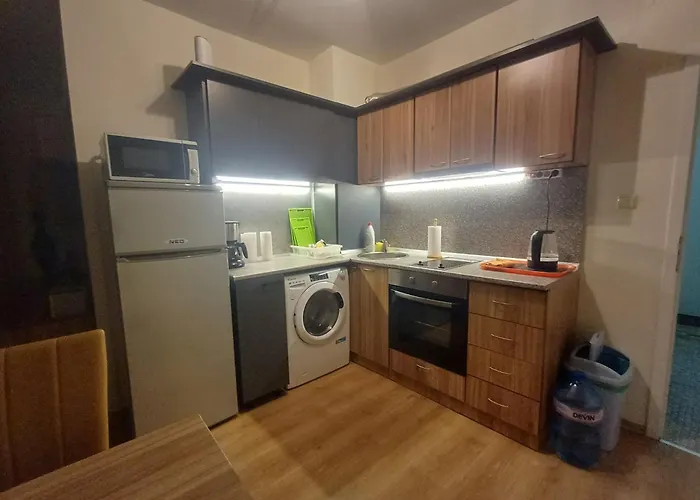 Reina Flores Park Апартамент