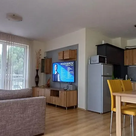 Apartment Reina Flores Park